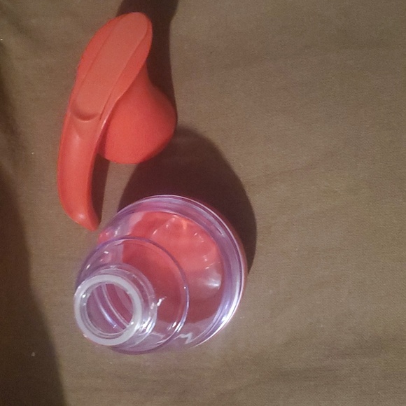 Red Trudeau Syrup Dispenser Open Box - Picture 4 of 4